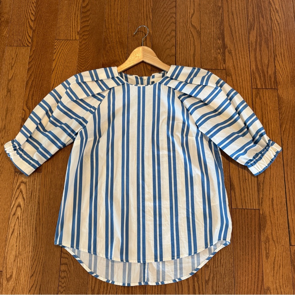 H&M Blue & White Striped Puff Sleeve Blouse Cottagecore  Women’s Chic Top Size 8